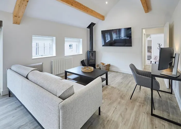 Host & Stay - The Hay Loft